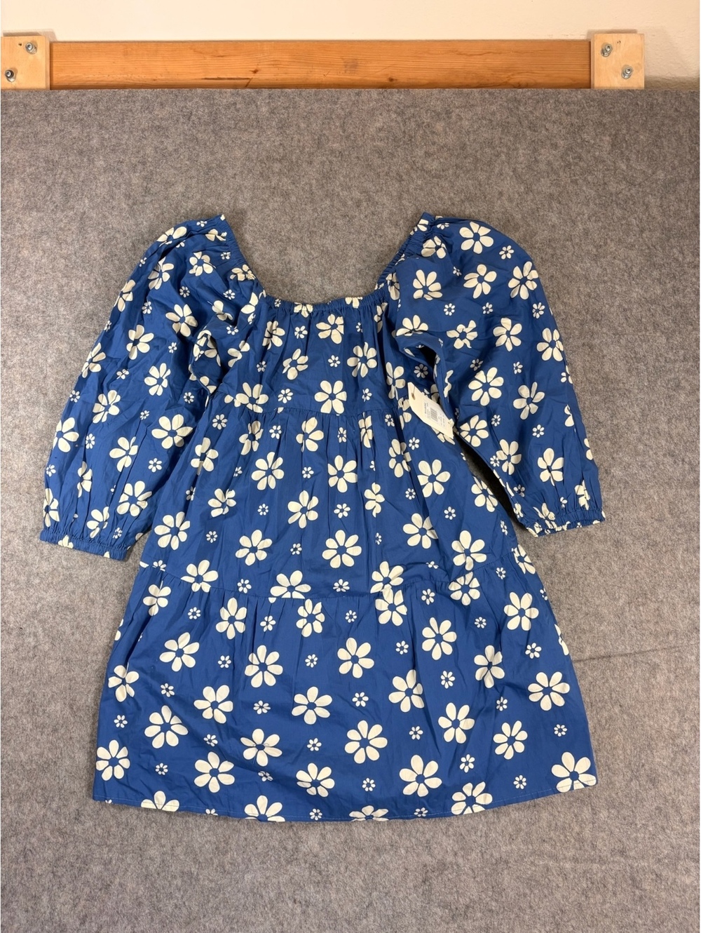 Billabong blue floral mini dress size small